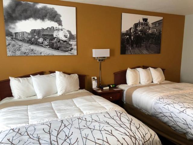 Heritage Inn Express Marysville Bagian luar foto